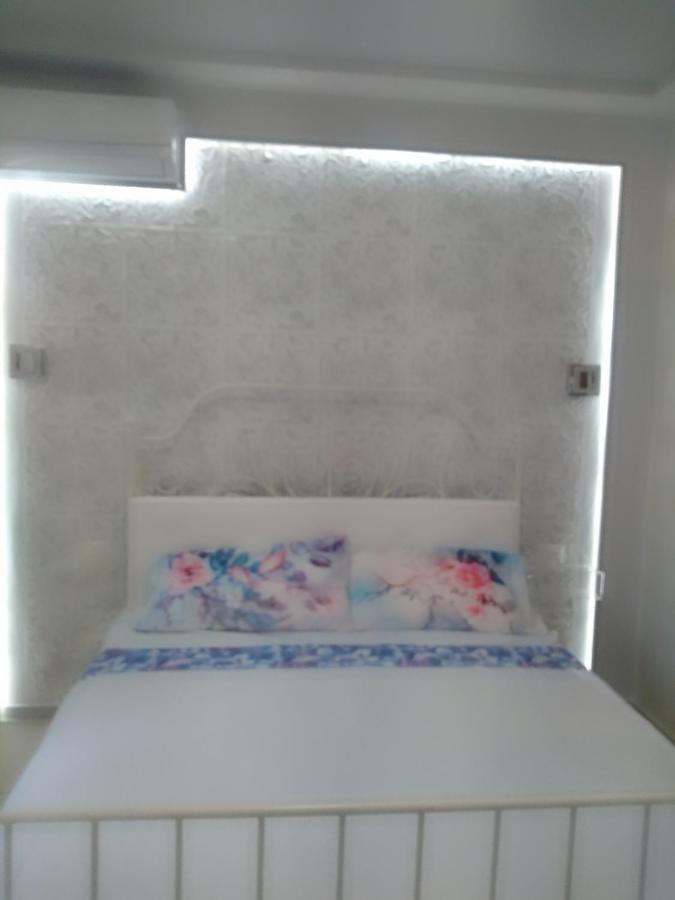 Rosilienza Suites Private Spa, Patio Garden Free Trasfer To & From Airport Φιουμιτσίνο Εξωτερικό φωτογραφία