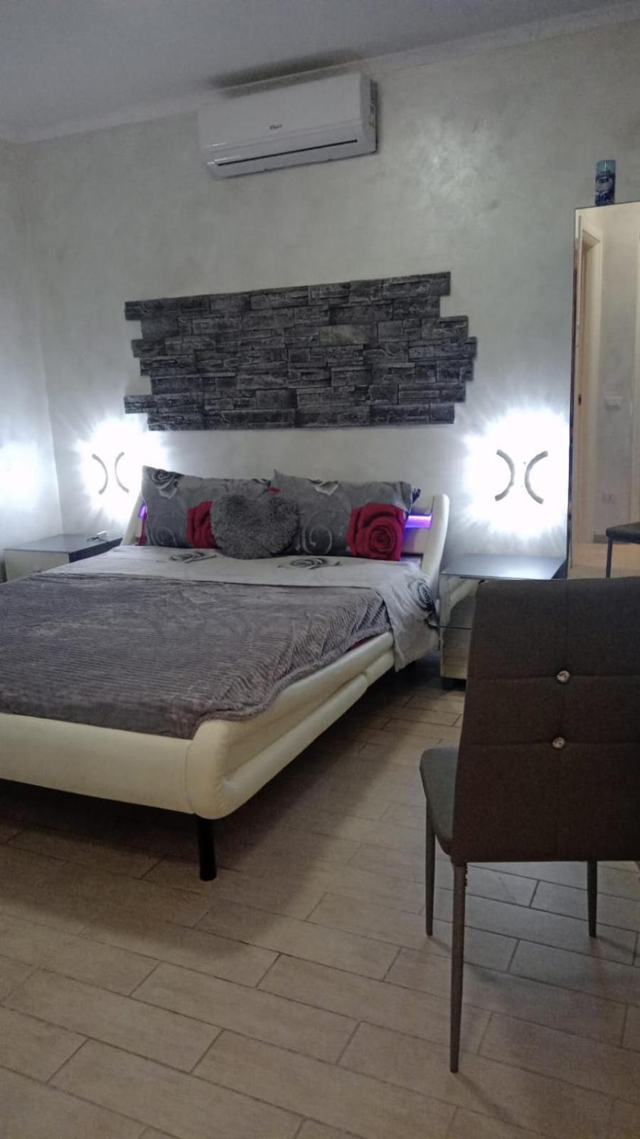 Rosilienza Suites Private Spa, Patio Garden Free Trasfer To & From Airport Φιουμιτσίνο Εξωτερικό φωτογραφία