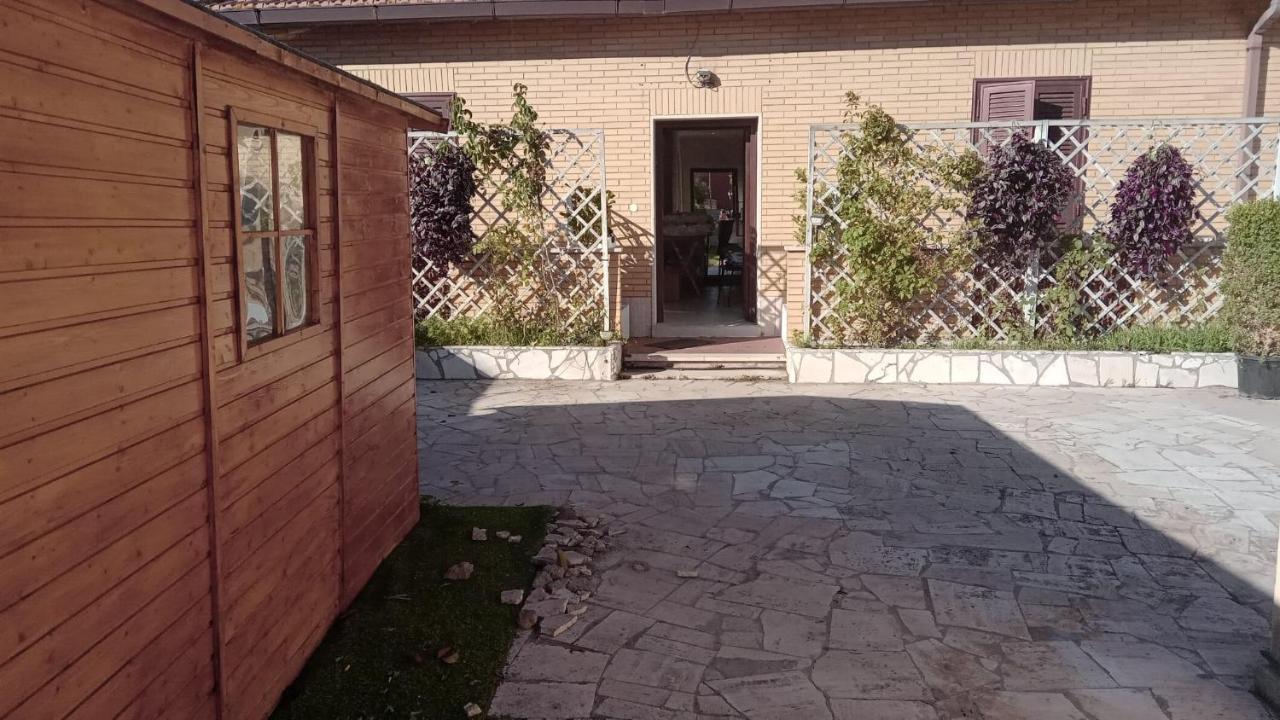 Rosilienza Suites Private Spa, Patio Garden Free Trasfer To & From Airport Φιουμιτσίνο Εξωτερικό φωτογραφία